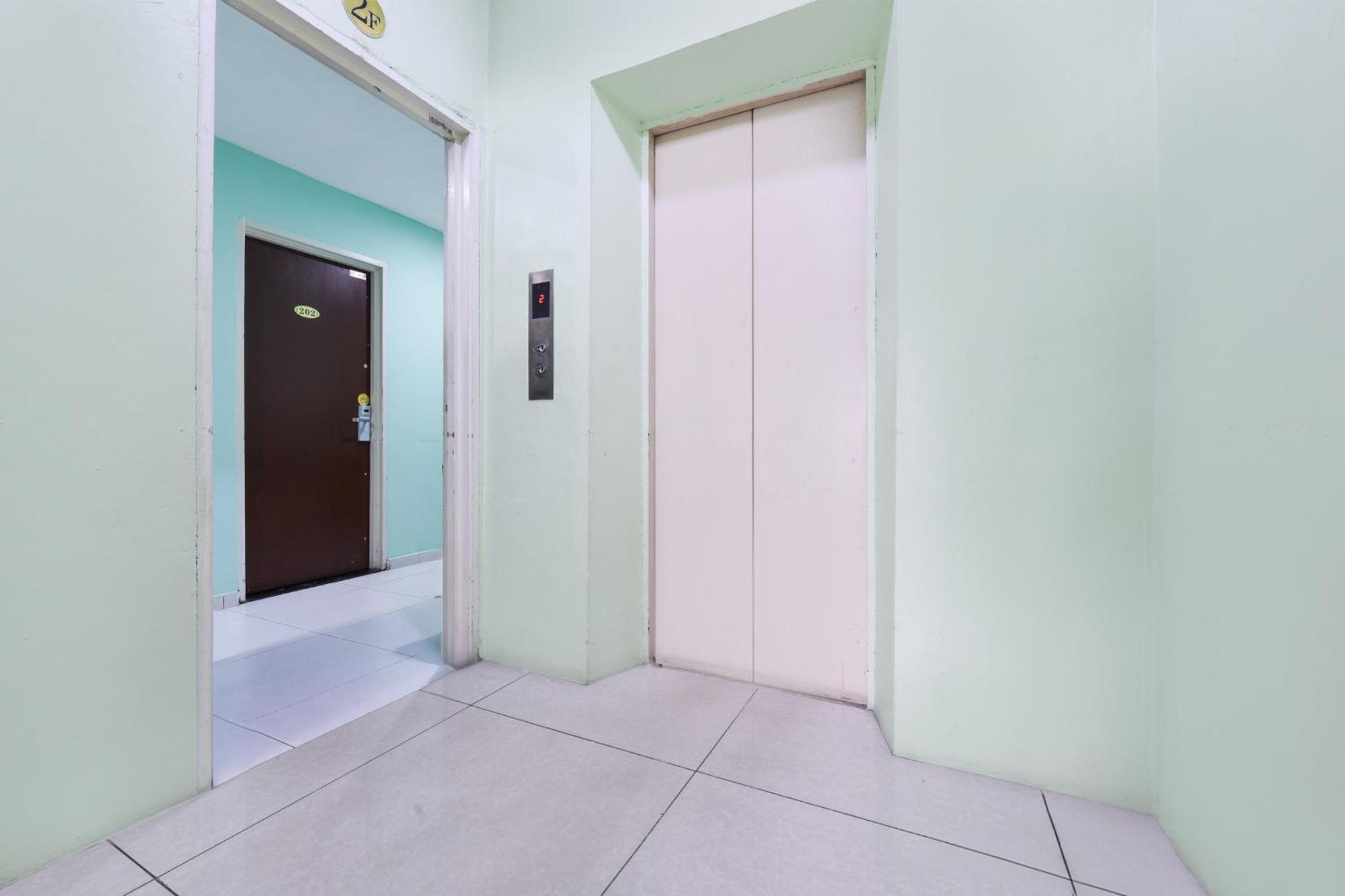 Hotel O G Home Hotel, Kota Bharu, Kelantan. Экстерьер фото