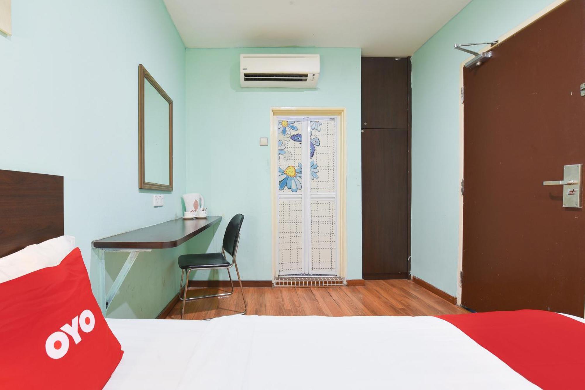 Hotel O G Home Hotel, Kota Bharu, Kelantan. Экстерьер фото